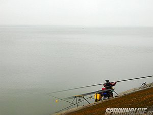 Изображение 1 : 3 этап Чемпионата Беларуси по ловле летней поплавочной удочкой: "и скрестили они "штыки"..."